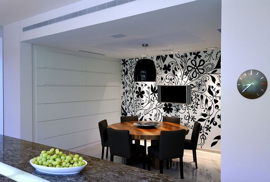 Trang trí phòng ăn bắt mắt với giấy dán tường